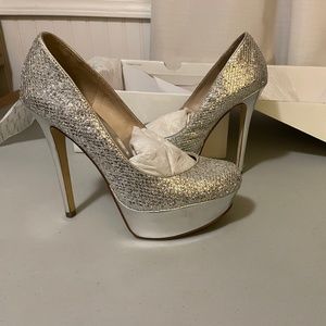 Aldo Fran silver glitter women’s platform heels size 8